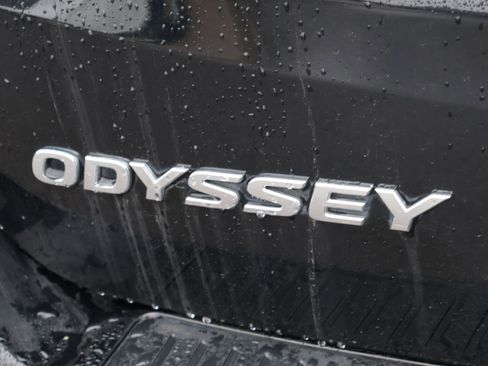 Used 2025 Honda Odyssey Sport-L image 18