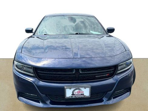 Used 2016 Dodge Charger SXT w/ Navigation & Travel Group RWD image 9