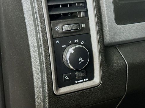 Used 2019 RAM 1500 Express w/ Express Value Package image 12