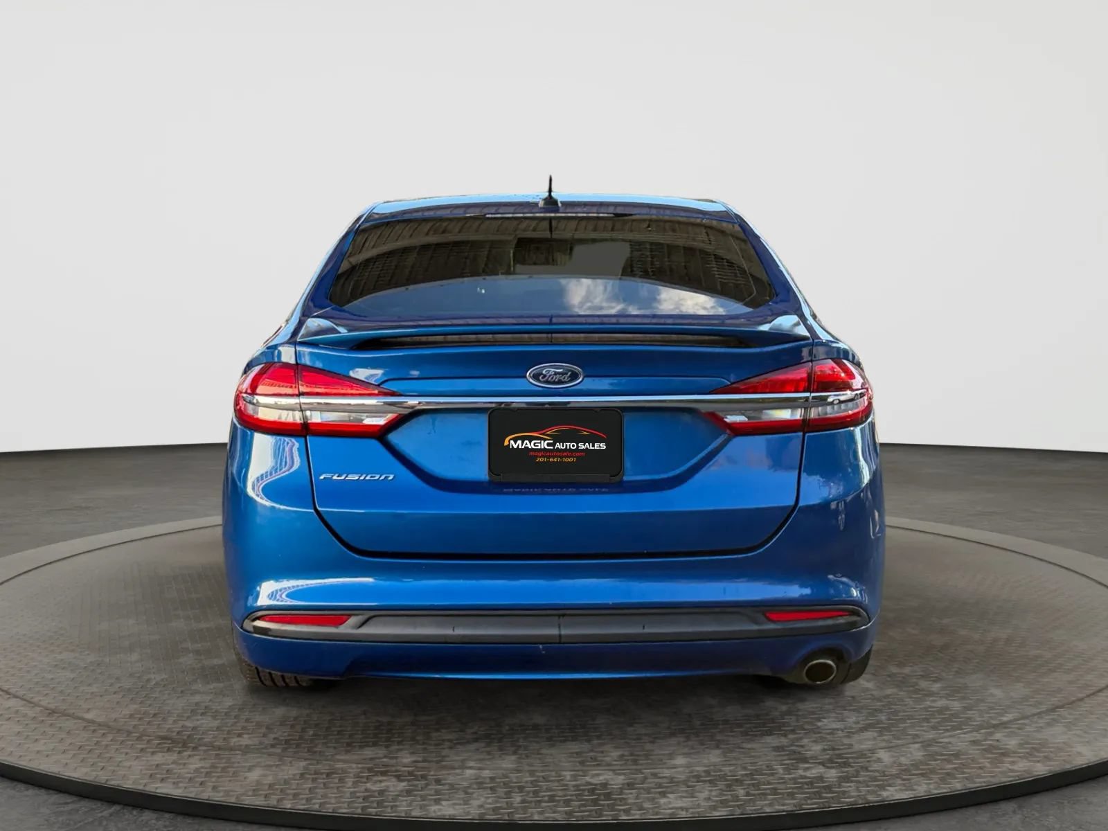 Used 2018 Ford Fusion S w/ Equipment Group 101A FWD image 9