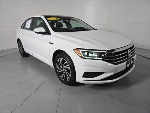 Used 2020 Volkswagen Jetta SEL Premium image 7