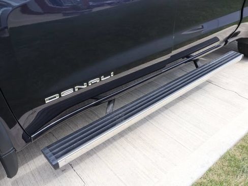 Used 2023 GMC Sierra 1500 Denali w/ Denali Reserve Package AWD/4WD image 36