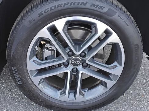 Certified 2025 Audi Q5 Premium Plus w/ Premium Plus image 11