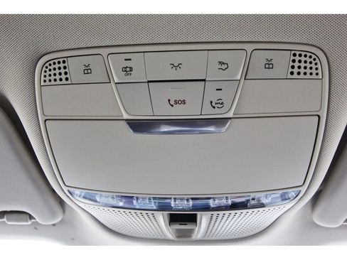Used 2021 Mercedes-Benz GLC 300 image 26
