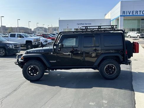 Used 2016 Jeep Wrangler Unlimited Rubicon w/ Connectivity Group image 23