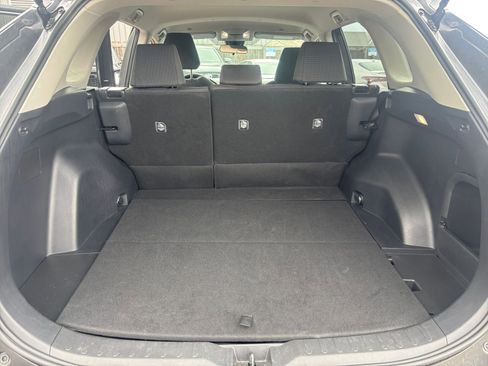 Used 2025 Toyota RAV4 LE AWD/4WD image 29
