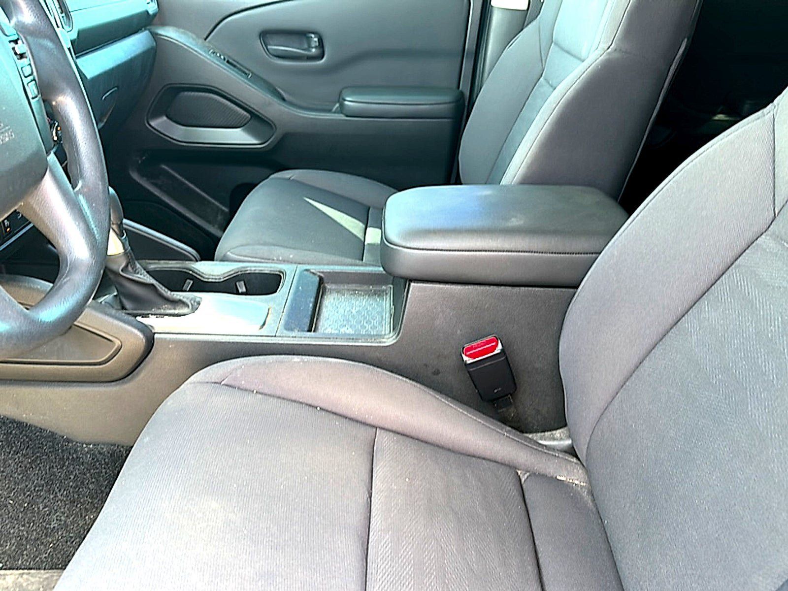 Used 2024 Nissan Frontier S w/ Technology Package RWD image 6