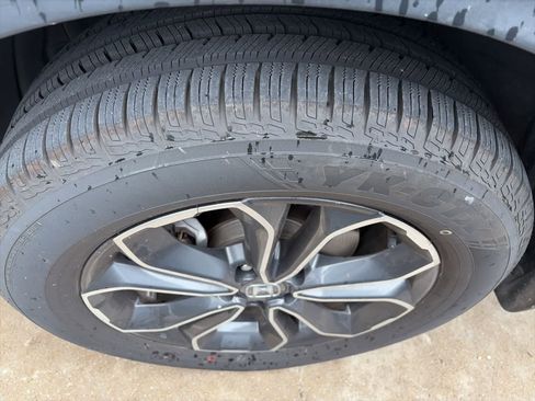 Used 2022 Honda CR-V EX-L image 11