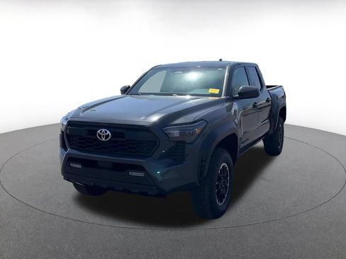 Used 2025 Toyota Tacoma TRD Off-Road AWD/4WD image 7