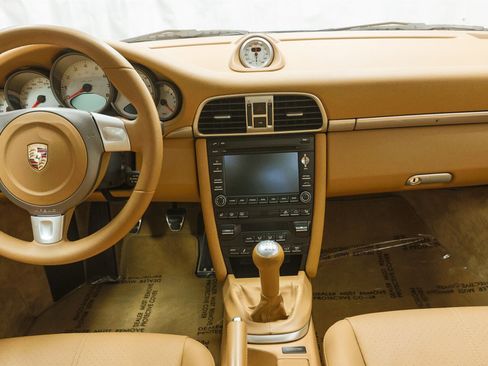 Used 2009 Porsche 911 Carrera 4S image 57