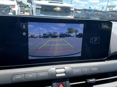 Used 2025 Kia K4 FWD image 22