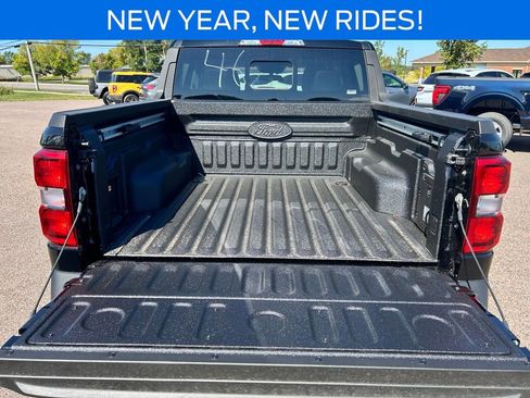 New 2025 Ford Maverick Lariat image 25