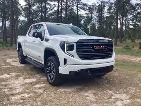 New 2026 GMC Sierra 1500 AT4 w/ AT4 Premium Package AWD/4WD image 7