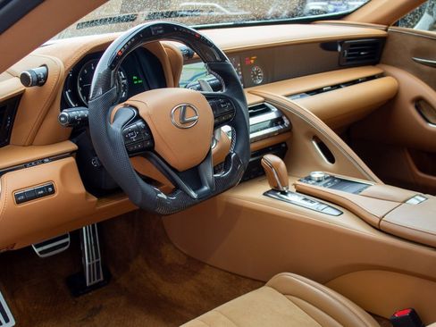 Used 2018 Lexus LC 500 Coupe image 10