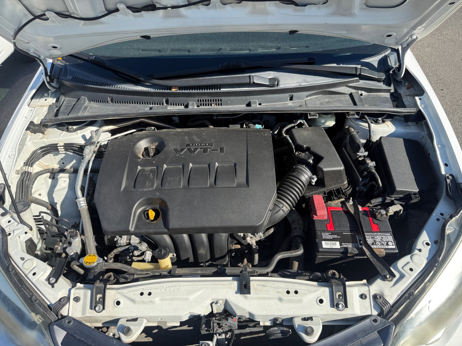 Used 2016 Toyota Corolla L FWD image 33