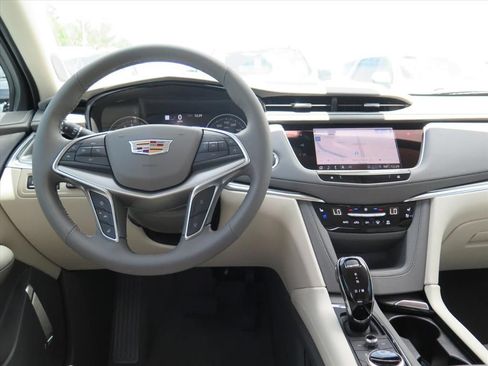 New 2026 Cadillac XT5 Premium Luxury w/ Driver Assist Package FWD image 22