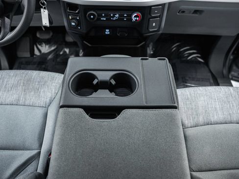 Used 2023 Ford F150 XLT AWD/4WD image 32