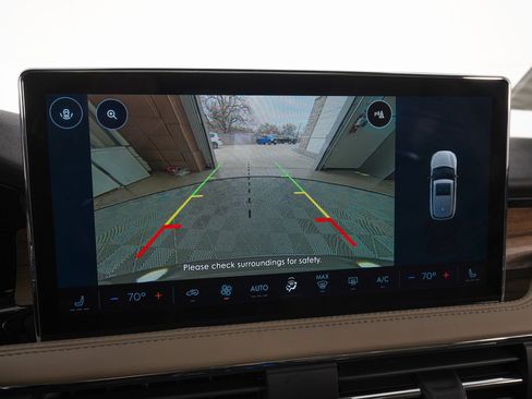 Used 2025 Lincoln Corsair Grand Touring w/ Jet Appearance Package image 24