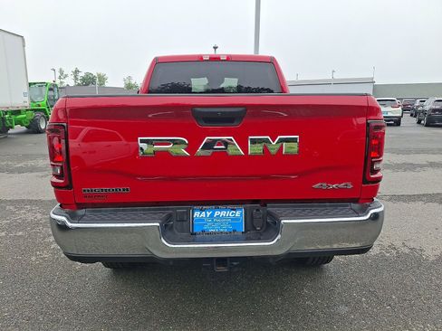 Used 2026 RAM 2500 Big Horn AWD/4WD image 5
