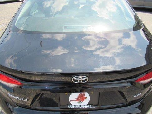 Used 2025 Toyota Corolla LE FWD image 13