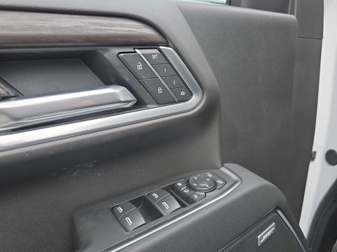 New 2026 GMC Sierra 2500 SLT w/ SLT Premium Package image 17