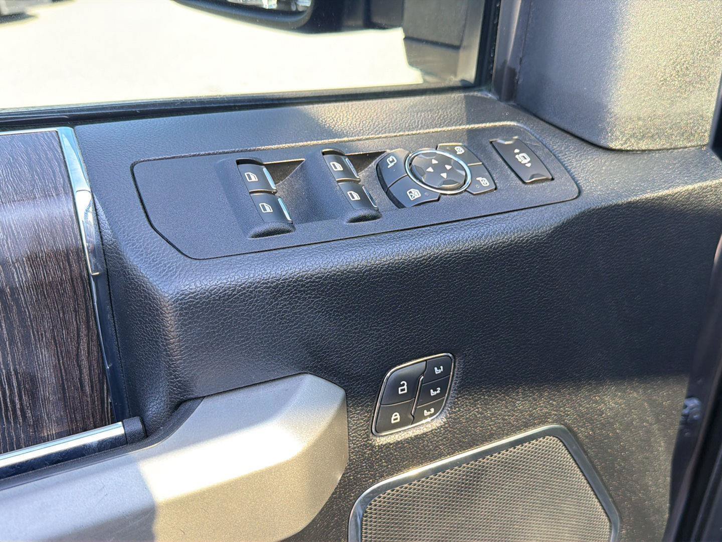 Used 2020 Ford F250 Lariat AWD/4WD image 35