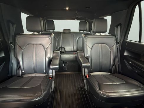 Used 2021 Ford Expedition Limited image 25