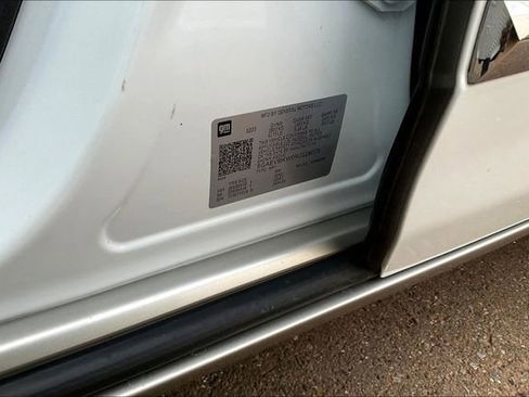 Used 2024 Buick Enclave Premium image 14