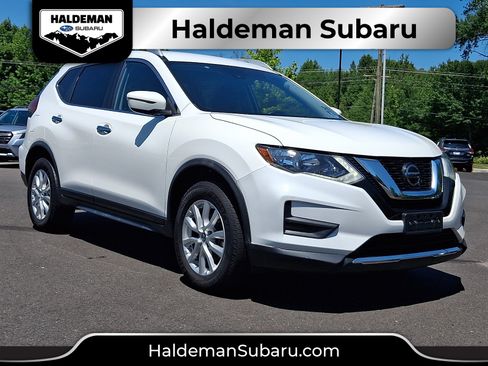 Used 2020 Nissan Rogue SV AWD/4WD image 1
