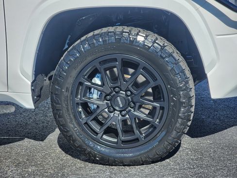 Used 2026 Toyota Tundra SR5 w/ SR5 Convenience Package image 6