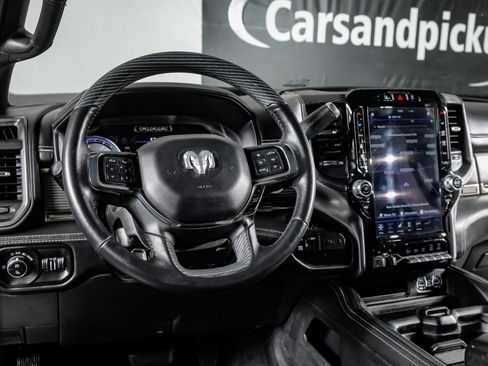 Used 2020 RAM 2500 Limited image 15