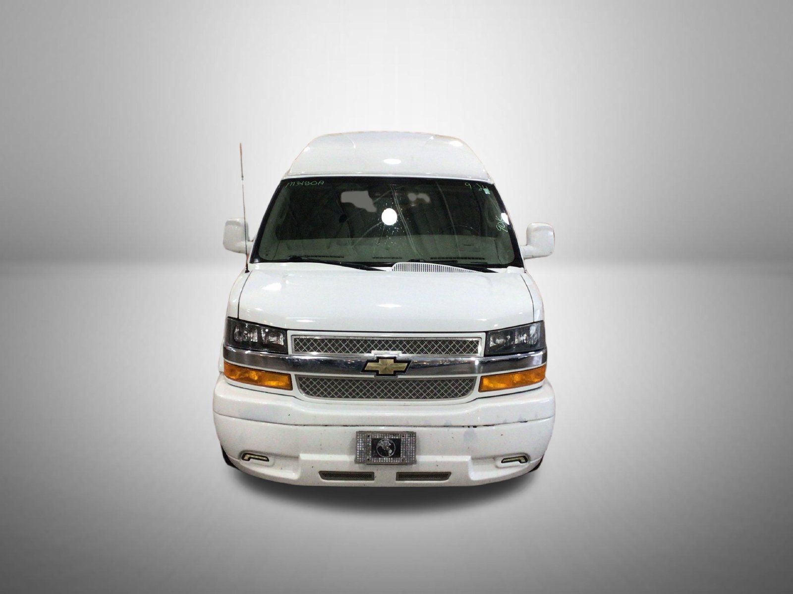 Used 2019 Chevrolet Express 2500 Extended w/ Enhanced Convenience Package RWD image 1