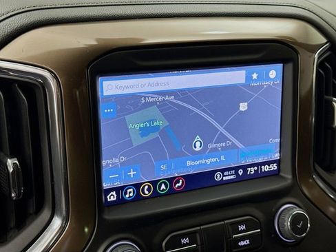 Used 2022 Chevrolet Silverado 1500 High Country w/ Technology Package AWD/4WD image 15