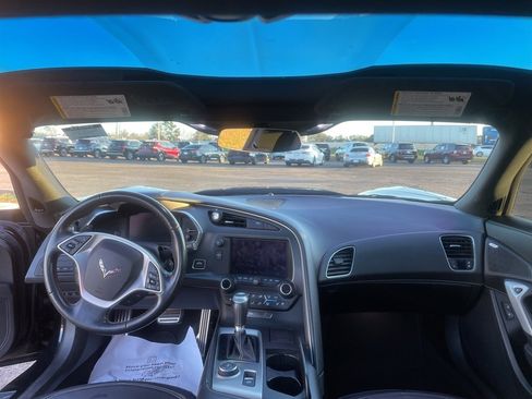 Used 2014 Chevrolet Corvette Z51 w/ 3LT Preferred Equipment Group image 13