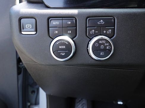 Used 2024 GMC Sierra 1500 Elevation w/ Preferred Package AWD/4WD image 63
