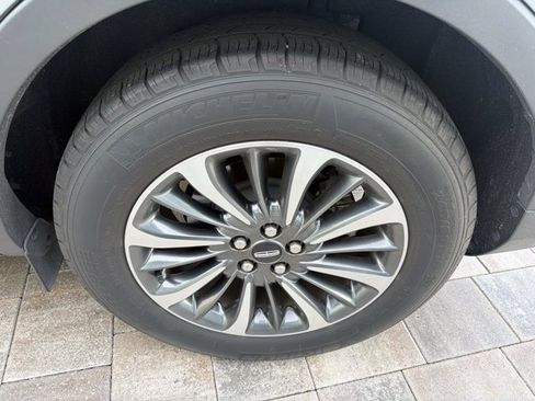 Certified 2022 Lincoln Nautilus FWD w/ Premium Package image 36