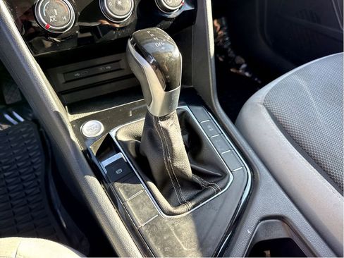 Used 2024 Volkswagen Taos S image 22