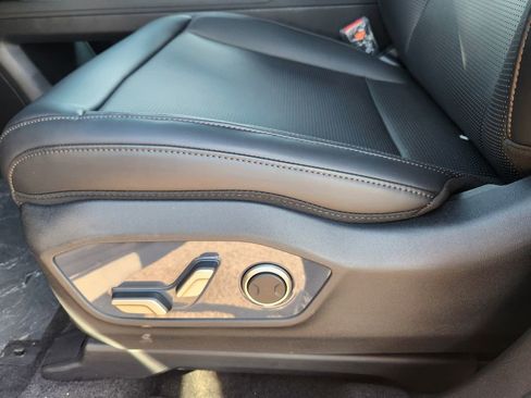 New 2027 Kia Telluride S image 9