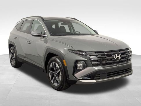 Used 2025 Hyundai Tucson SEL FWD image 24