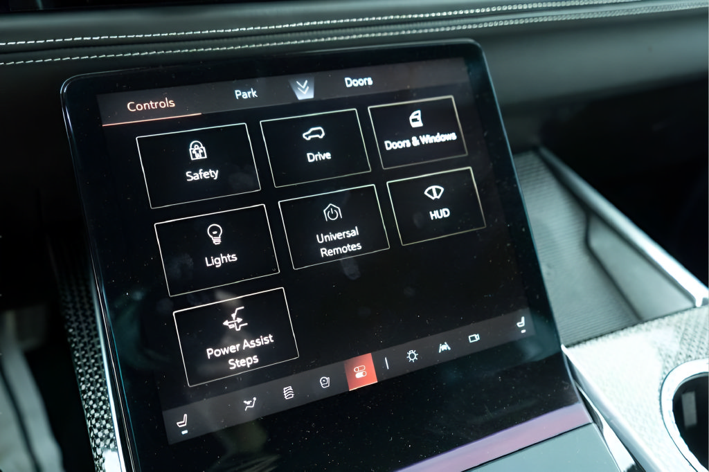 Used 2025 Cadillac Escalade ESV V AWD/4WD image 33