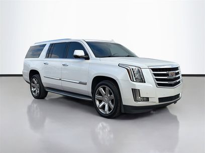 Used 2016 Cadillac Escalade ESV Luxury
