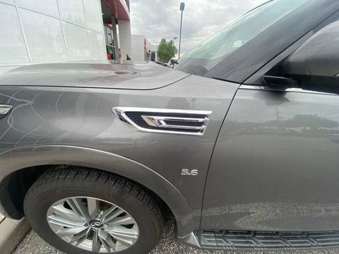 Used 2019 INFINITI QX80 Luxe w/ All-Season Package RWD image 3