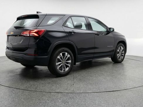 Used 2025 Chevrolet Equinox LT FWD image 9