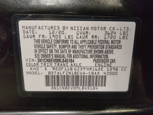 Used 2021 Nissan Versa SV FWD image 33