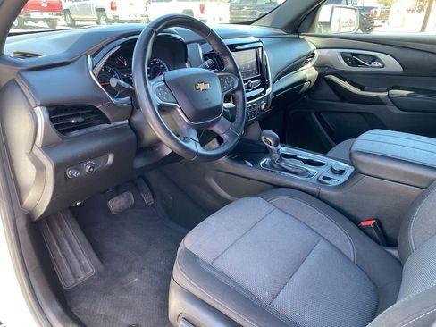 Used 2023 Chevrolet Traverse LT FWD image 25