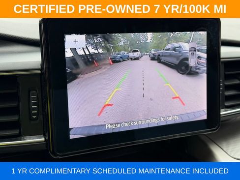 Used 2022 Ford Explorer XLT w/ Equipment Group 202A AWD/4WD image 32