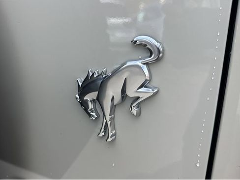 New 2025 Ford Bronco Outer Banks w/ Sasquatch Package image 15