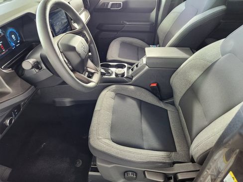 Used 2025 Ford Bronco 4-Door AWD/4WD image 12