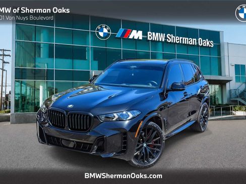 Used 2024 BMW X5 xDrive40i w/ M Sport Package AWD/4WD image 1