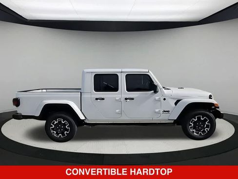 New 2026 Jeep Gladiator Sport AWD/4WD image 9